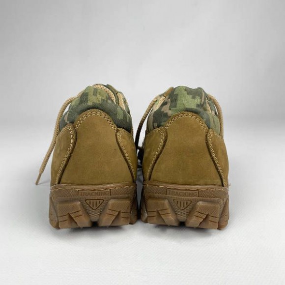 Кросівки військові