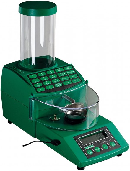 Ваги електронні з диспенсером RCBS Charge master 1500 powder combo 220v dispenser Ваги електронні з диспенсером RCBS Charge master 1500 powder combo 220v dispenser