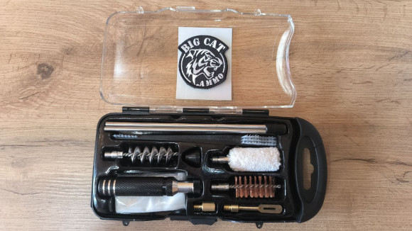 Польовий тактичний набір для чистки гладкоствольної зброї 12-го калібру.