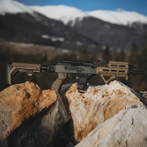 Цівка Polymer для AK з планками пікатіні/M-LOK KEY-200 Black Цівка Polymer для AK з планками пікатіні/M-LOK KEY-200 Black