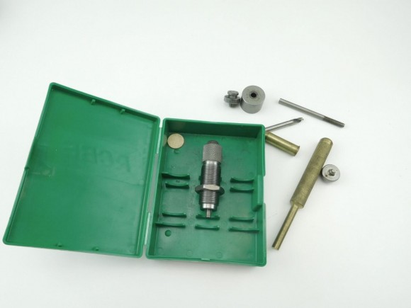 Набор для обработки капсюльного гнезда RCBS Primer Pocket Swager Combo 2 Набор для обработки капсюльного гнезда RCBS Primer Pocket Swager Combo 2