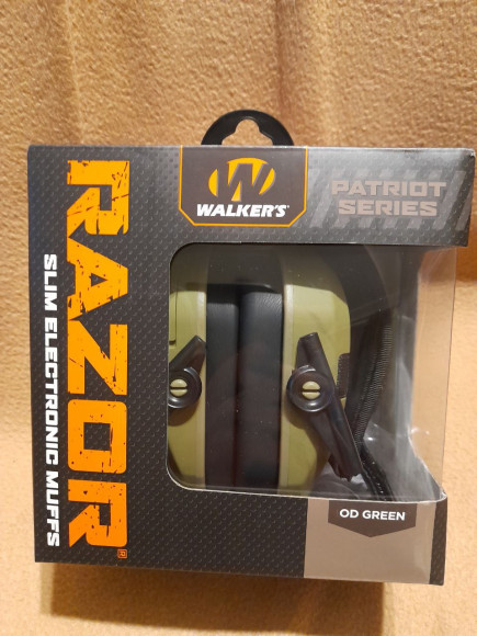 Захисні активні навушники Walkers Razor Slim Olive "Patriot"